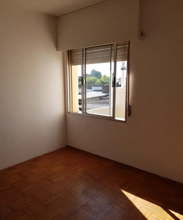 Casa céntrica de dos dormitorios en Canelones 6