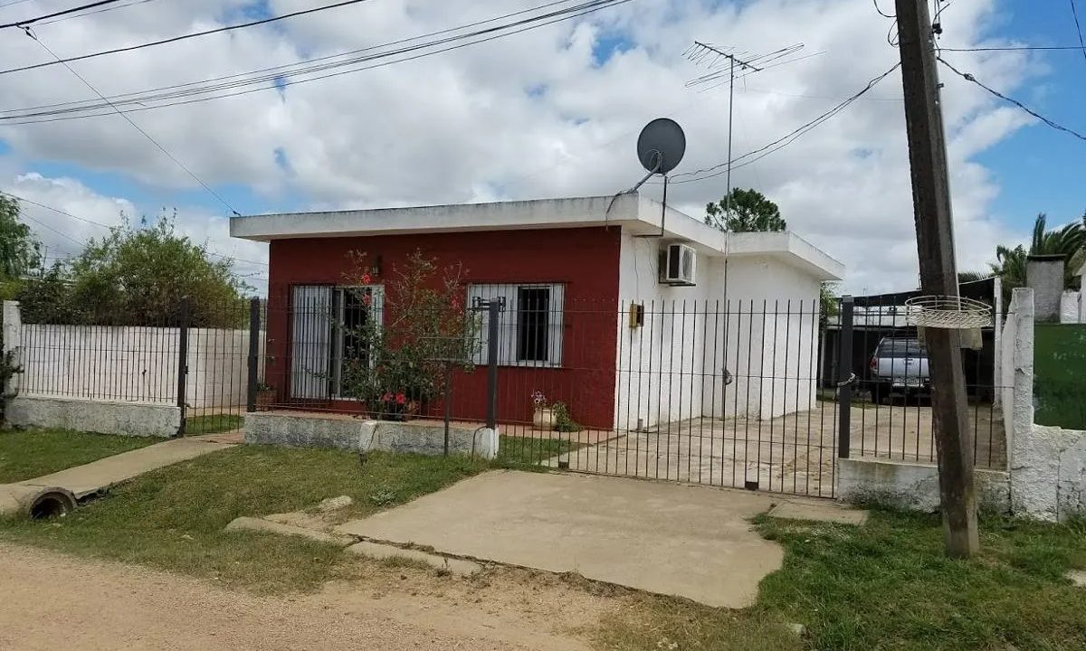 Casa con dos dormitorios en Santa Lucía 3