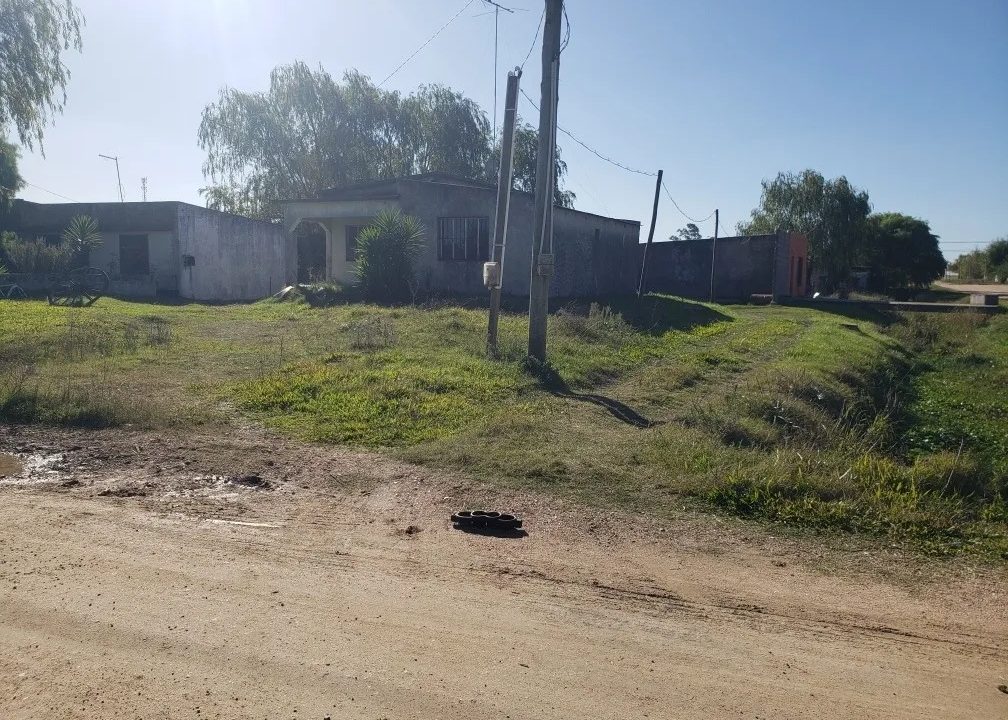 Venta de varias viviendas en amplio terreno de San Ramón 2