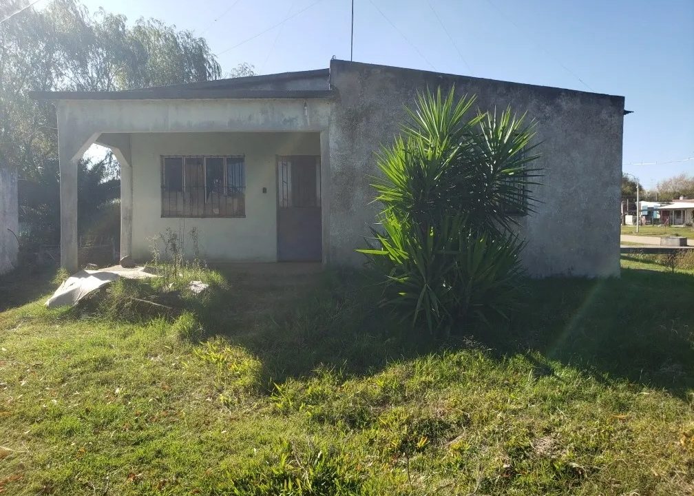 Venta de varias viviendas en amplio terreno de San Ramón 4