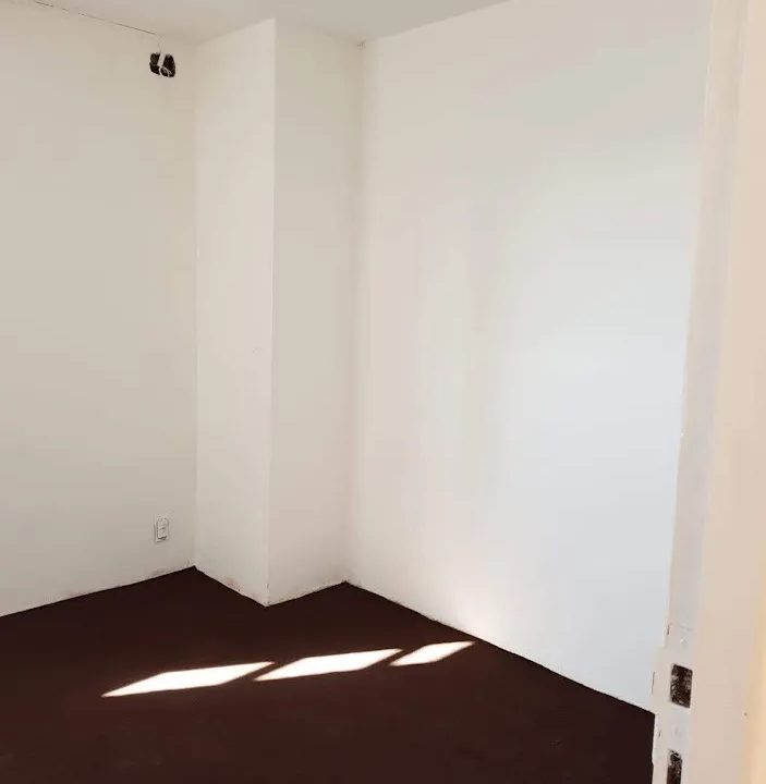 Venta de casa céntrica de tres dormitorios con cochera 14