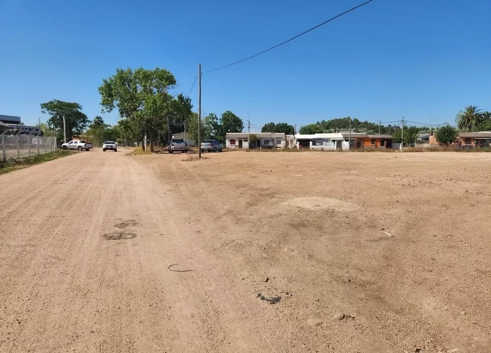 Venta de terreno en Canelones 15