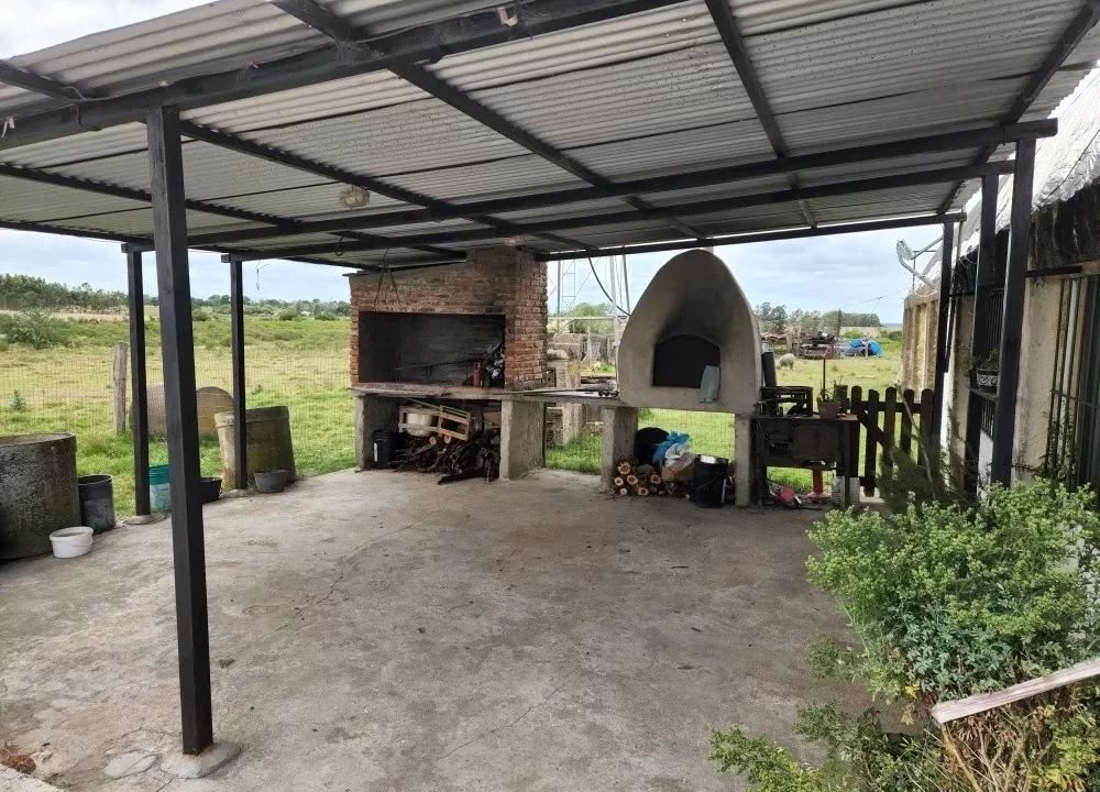 Quinta en venta en la zona de Cuchilla Verde 8