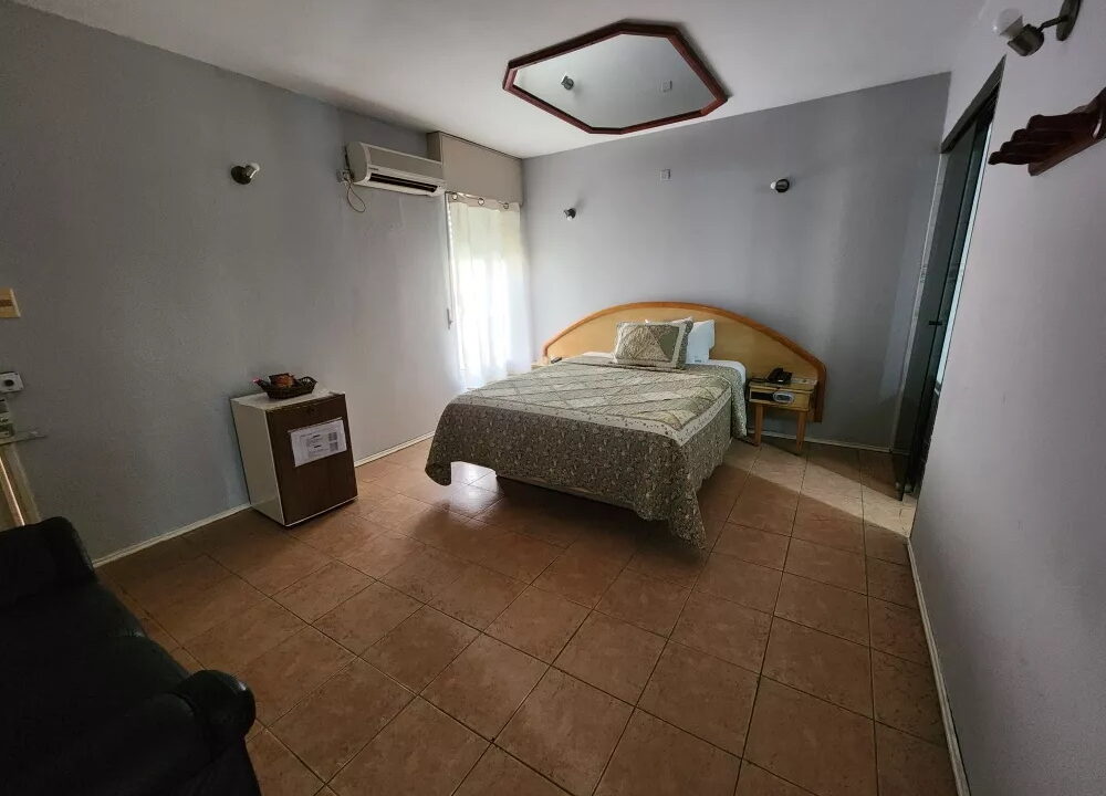 Venta de Motel sobre Ruta 5 17