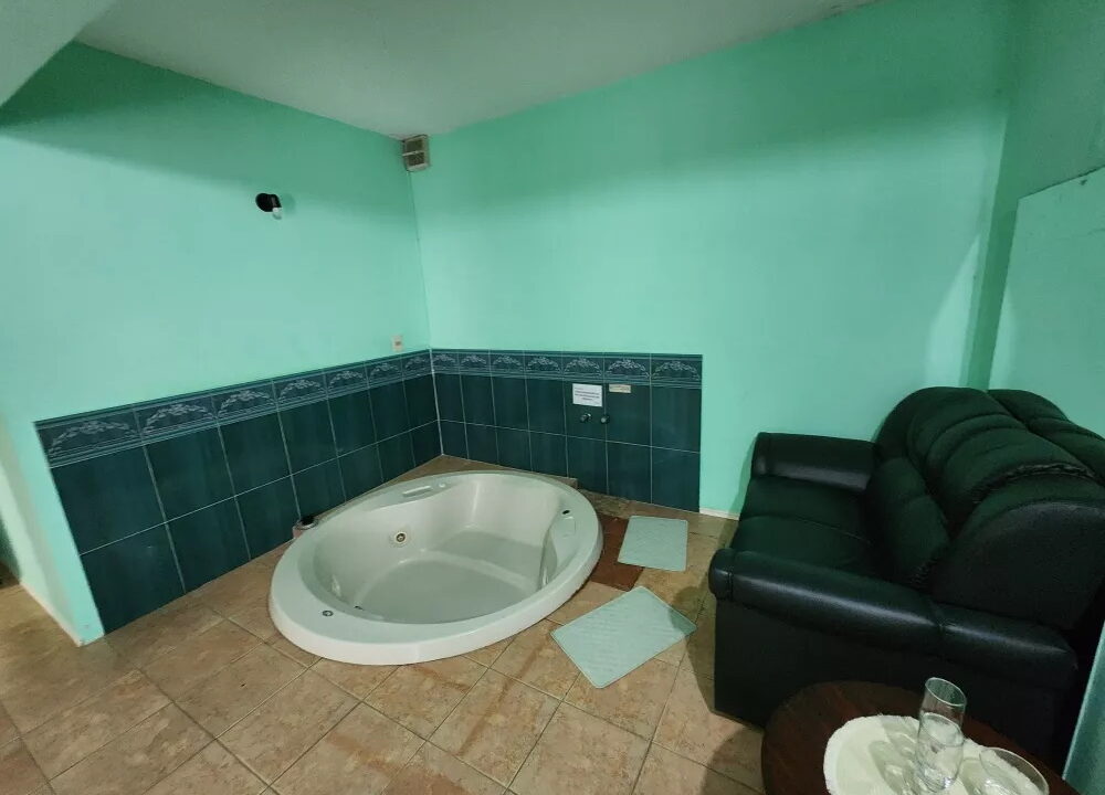 Venta de Motel sobre Ruta 5 9