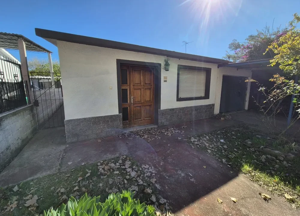 Alquiler de Casa de tres dormitorios en Canelones 1