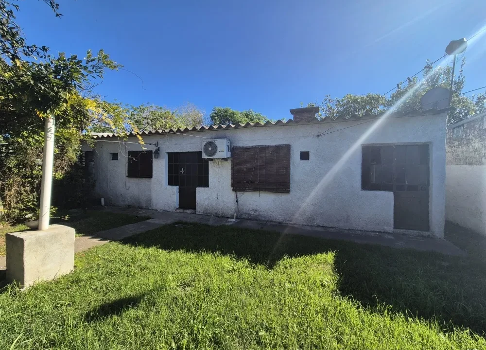 Alquiler de Casa de tres dormitorios en Canelones 16