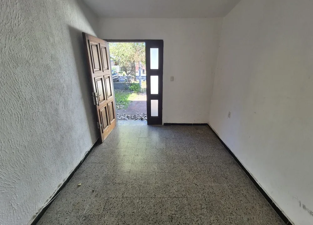 Alquiler de Casa de tres dormitorios en Canelones 2