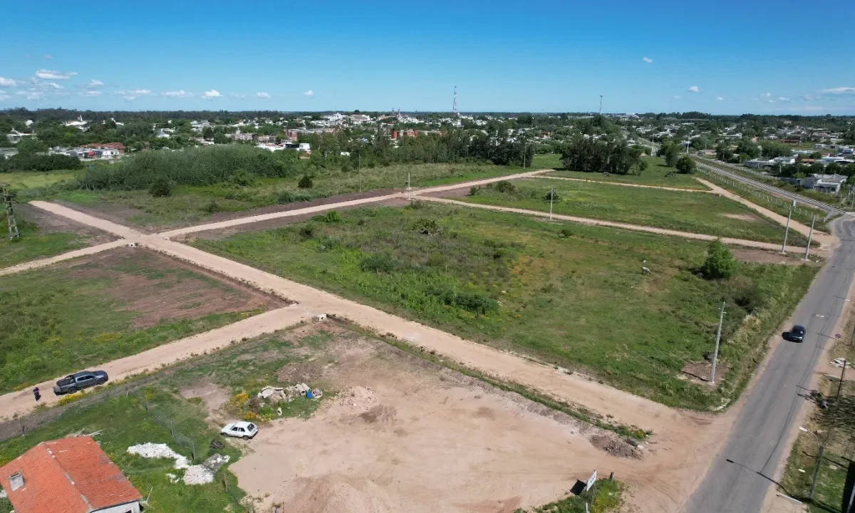 Venta de Terreno en la ciudad de Canelones 3