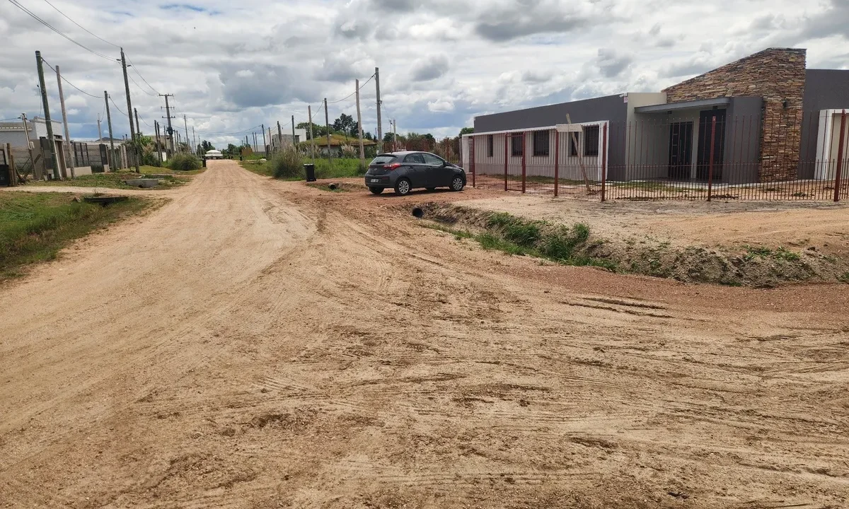 Venta de Terrenos amplios con gran frente en zona residencial - 10