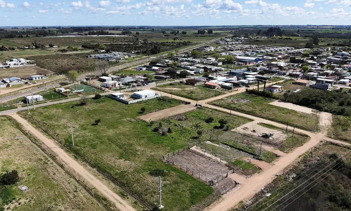 Venta de Terrenos en la ciudad de Canelones - 9