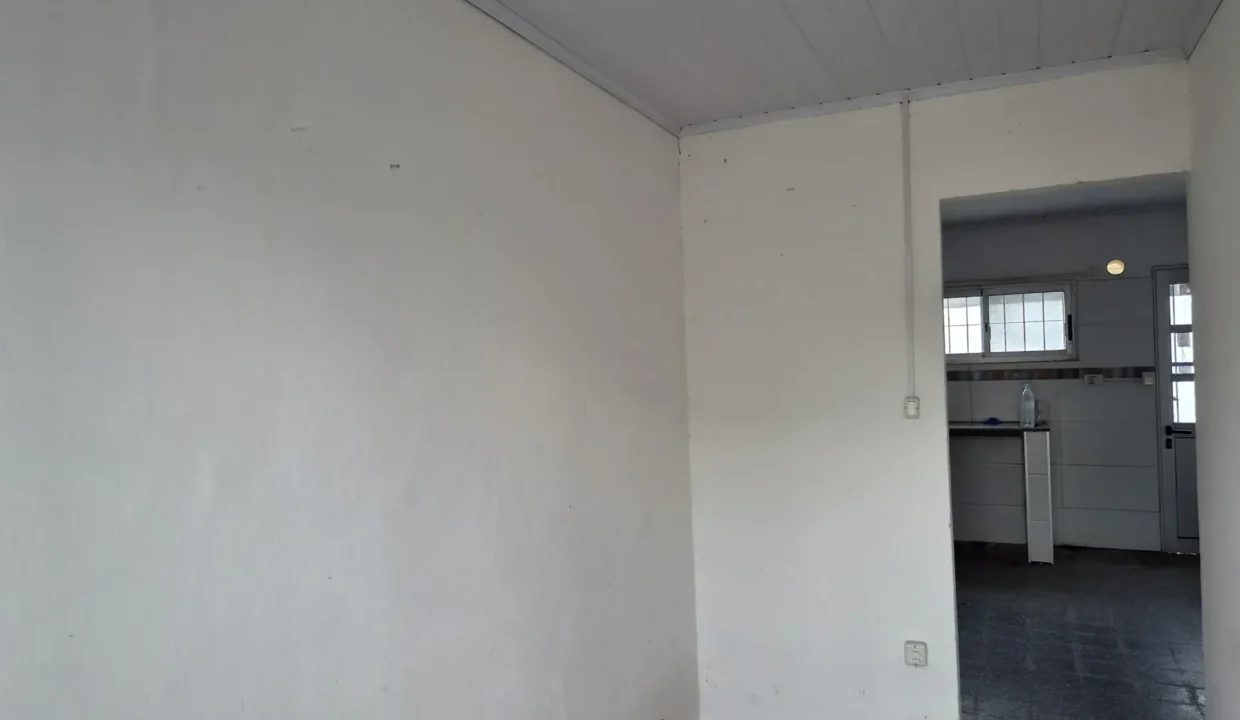 Alquiler de Casa de un dormitorio próximo a servicios esenciales 11