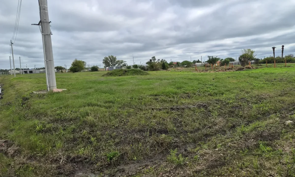 Amplios terrenos nivelados en zona de expansión en la ciudad de Canelones - 8