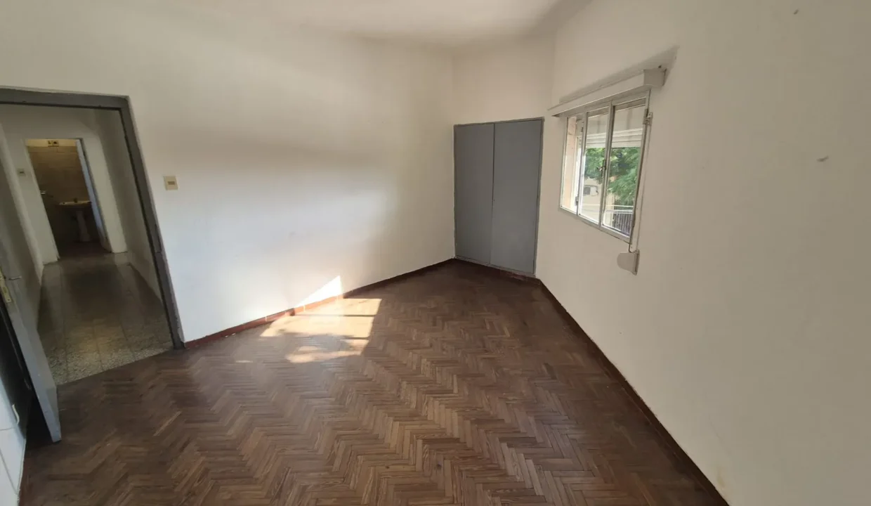 Alquiler de Apartamento amplio de tres dormitorios en pleno centro de la Ciudad - 10