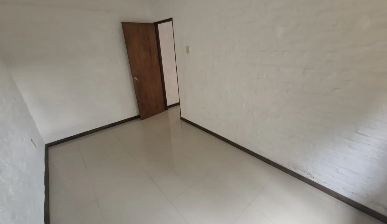 Venta de Casa nueva de dos dormitorios con cochera en camino Las Violetas - 10