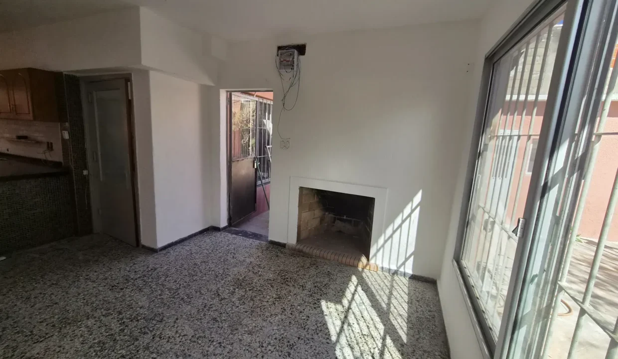 Alquiler de Casa de cuatro dormitorios en el centro de Canelones - 6