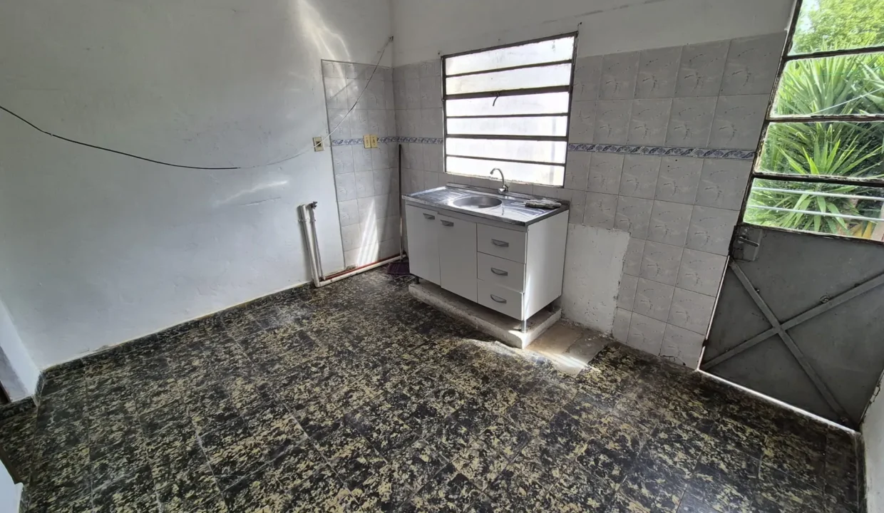 Alquiler de Casa de dos dormitorios sobre calle Héctor Miranda - 3