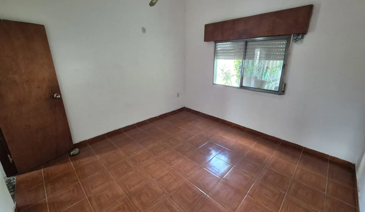 Alquiler de Casa de dos dormitorios sobre calle Héctor Miranda - 5